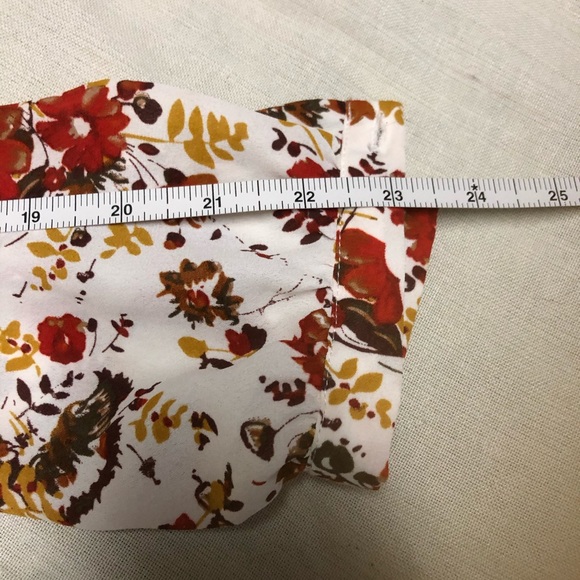 Adrianna Papell Floral Popover Blouse - Picture 11 of 12